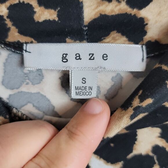 GAZE Cropped Leopard Print Top - Picture 7 of 7